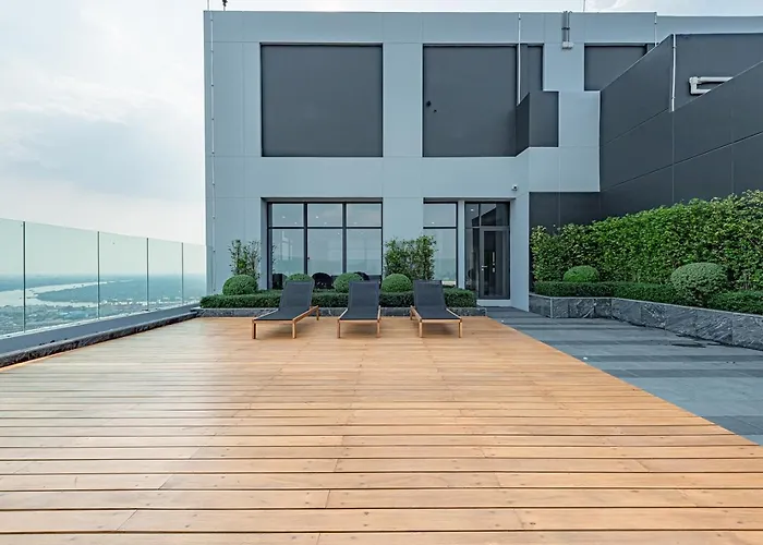 On Nut Duplex With Views, 5-minute Walk To Bts, Ideal Long 4*