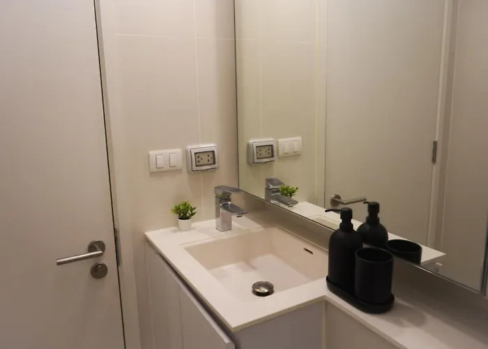 Апарт-отель On Nut Duplex With Views, 5-minute Walk To Bts, Ideal Long 4*